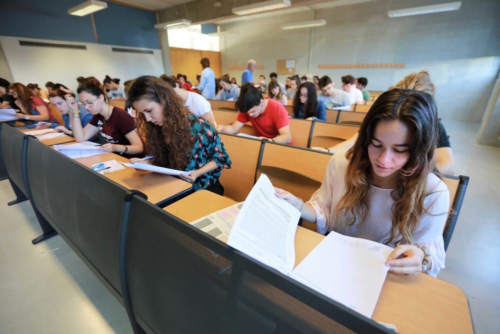 3.993 estudiantes empiezan la Selectividad en Mallorca