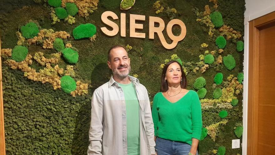 Siero amplía el servicio de teleasistencia para llegar a 300 usuarios en el concejo sin generar listas de espera: "Queremos que nuestros mayores puedan quedarse en casa"
