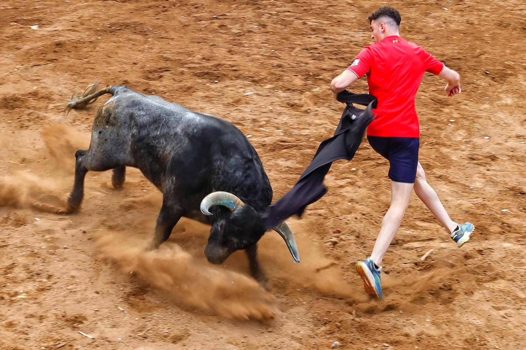 Los mejores momentos de la tarde taurina del martes de fiestas en Almassora