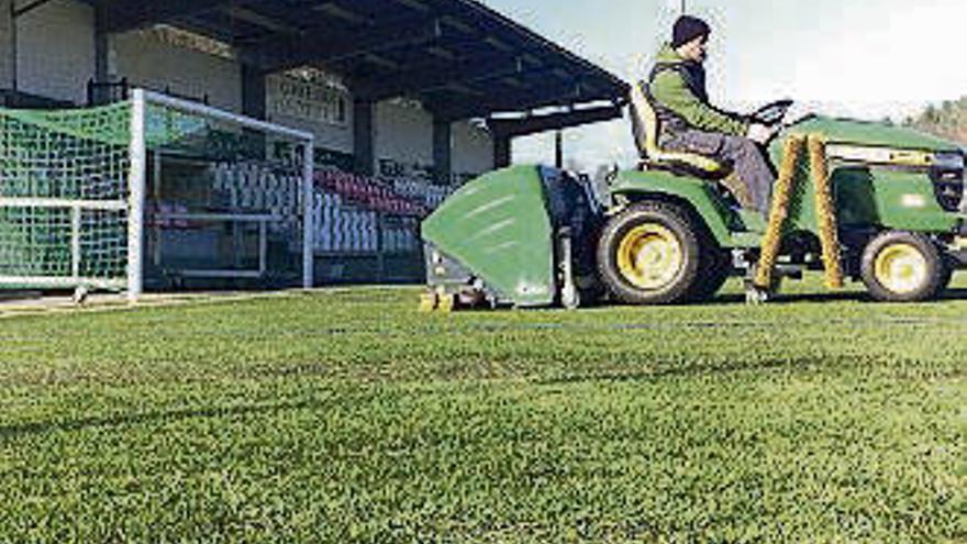 Obras en el terreno de juego.