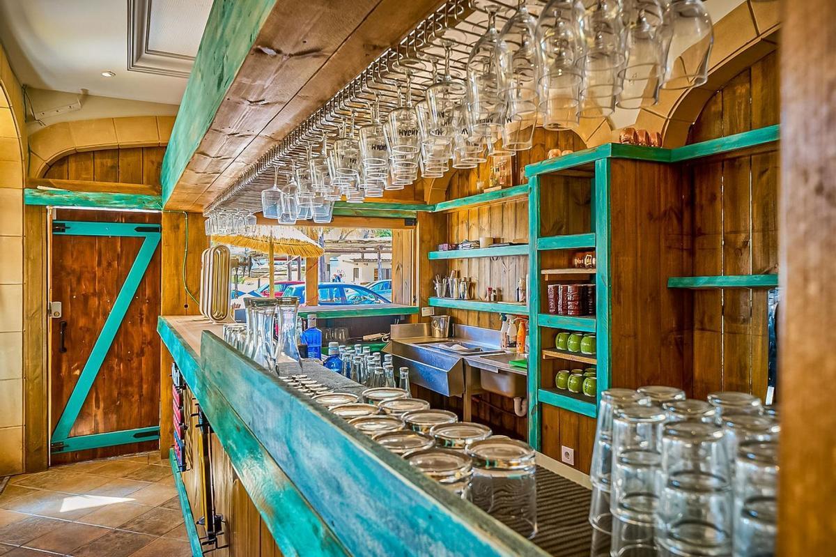 Für 250.000 Euro inseriert: So sieht es aktuell im Sharky's von "Goodbye Deutschland"-Mallorca-Auswanderer Steff Jerkel aus