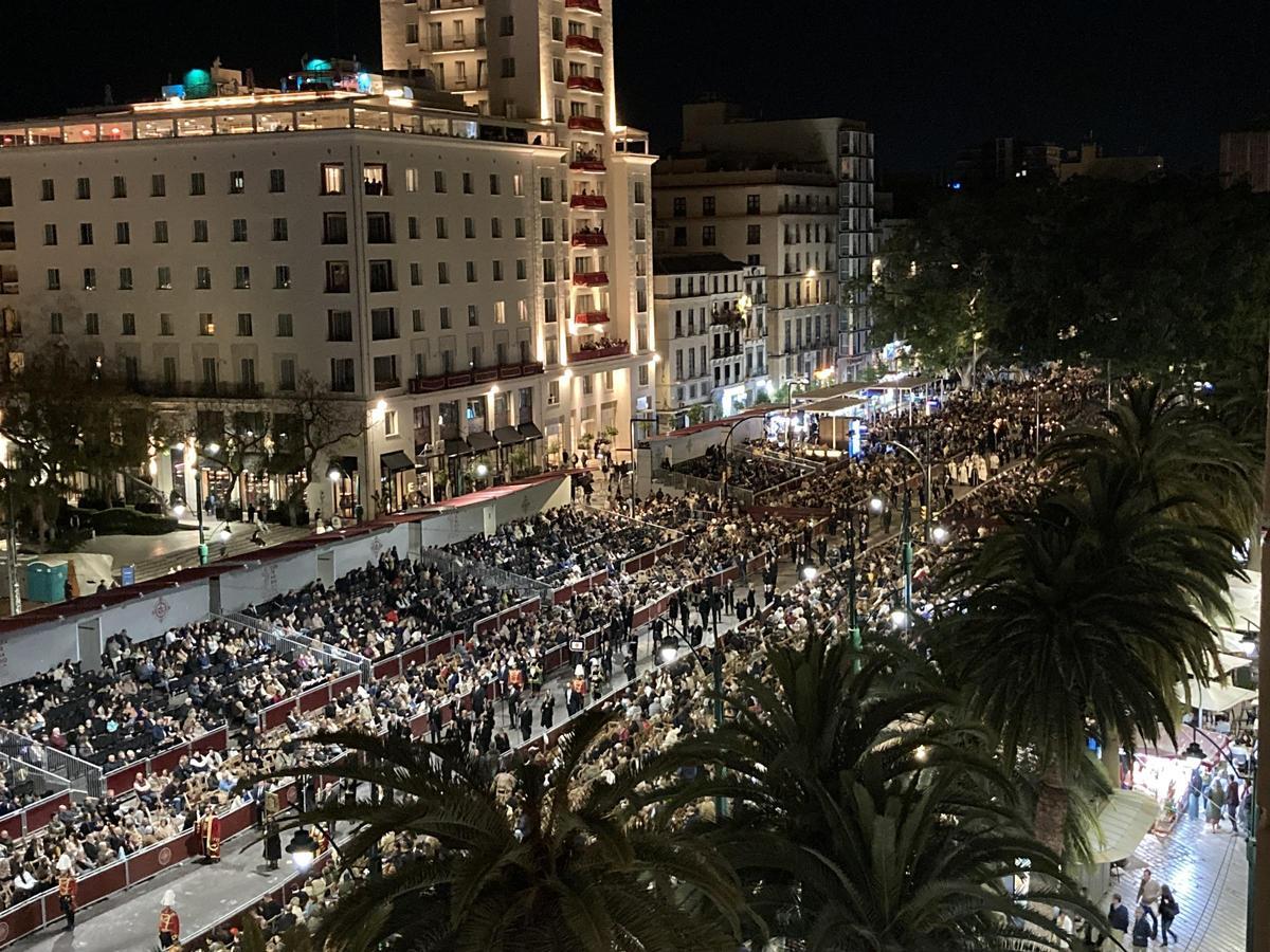 Visión aérea de la procesión del Sepulcro.
