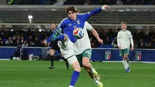 El Barça sigue al lateral total de la liga italiana