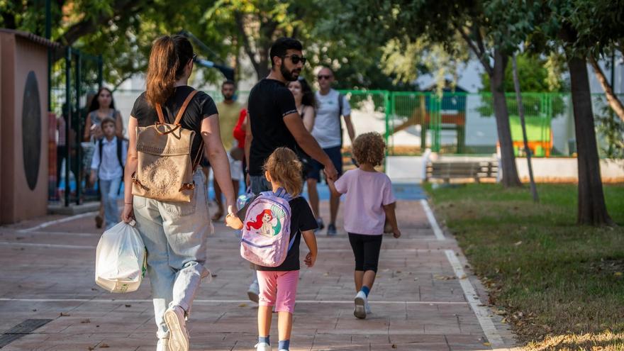 Andalucía activa el bono carestía: qué es y a quién va dirigida esta ayuda de 200 euros