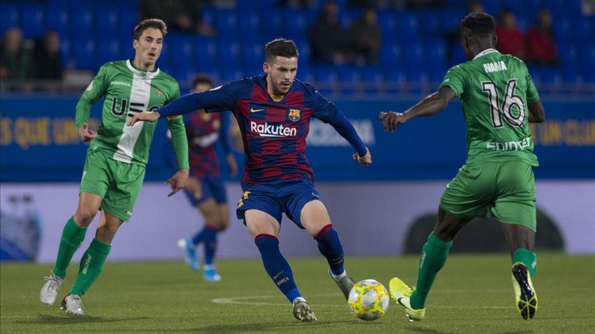 Carles Pérez regresó al Barça B y fue quien abrió el marcador