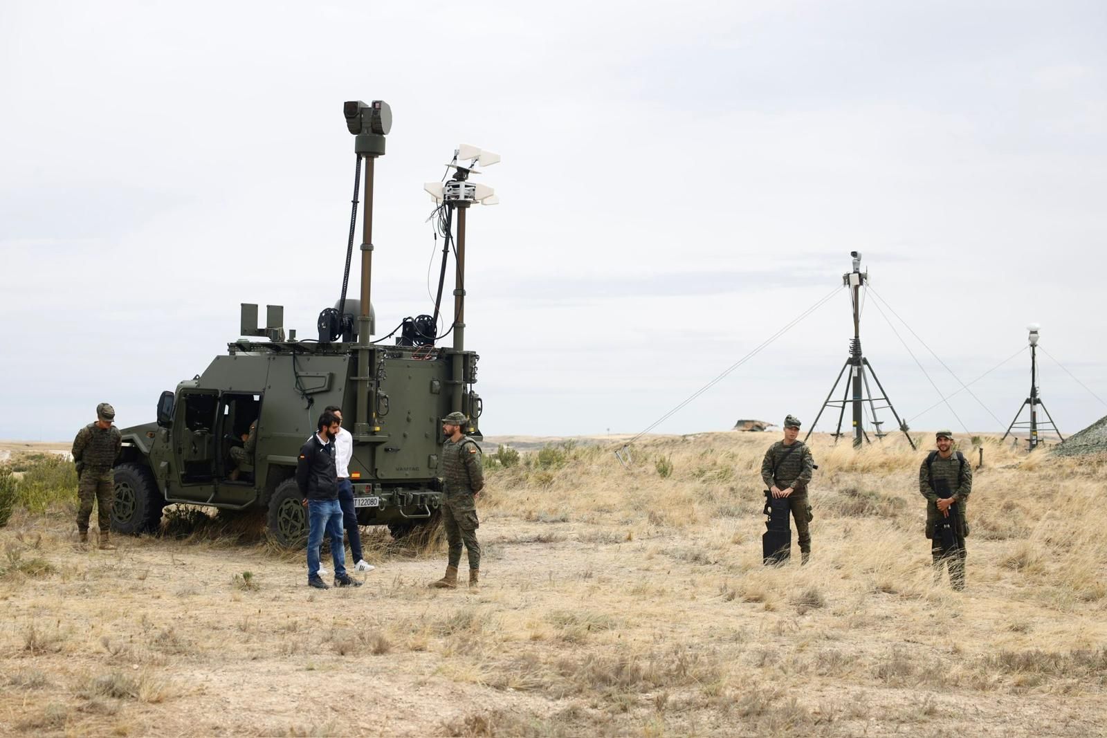 En imágenes | El rey Felipe VI asiste al ejercicio 'Atlas 24' en San Gregorio