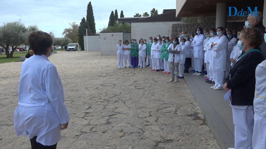 Los compañeros de Antonio Ángel Trias Garau le rinden homenaje en el hospital de Manacor