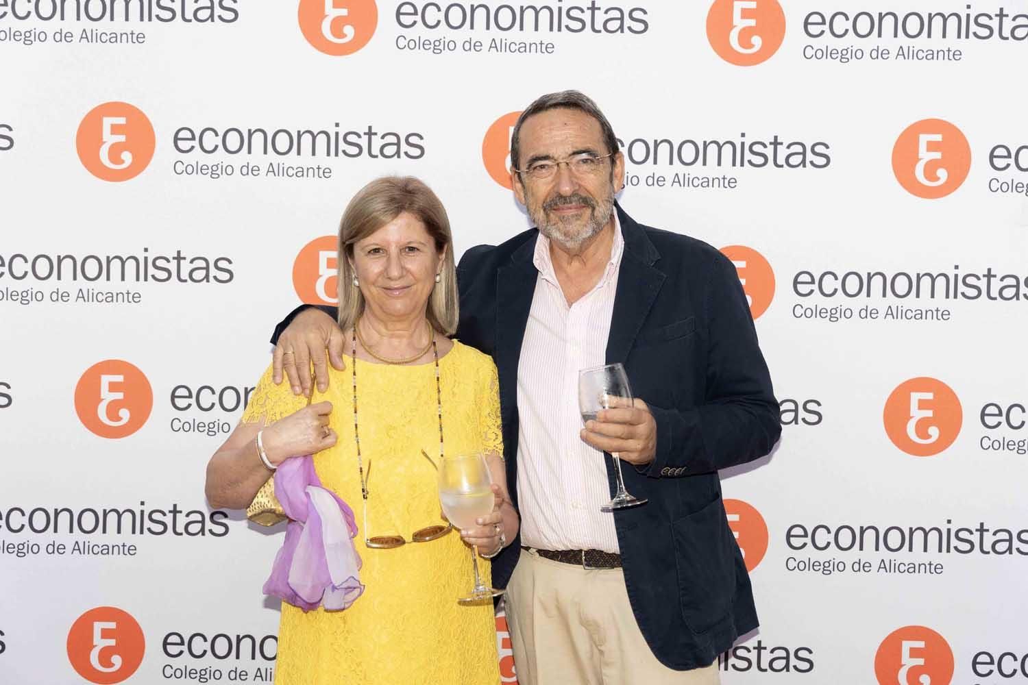 Los Economistas de Alicante celebran su cena anual en honor a su patrón