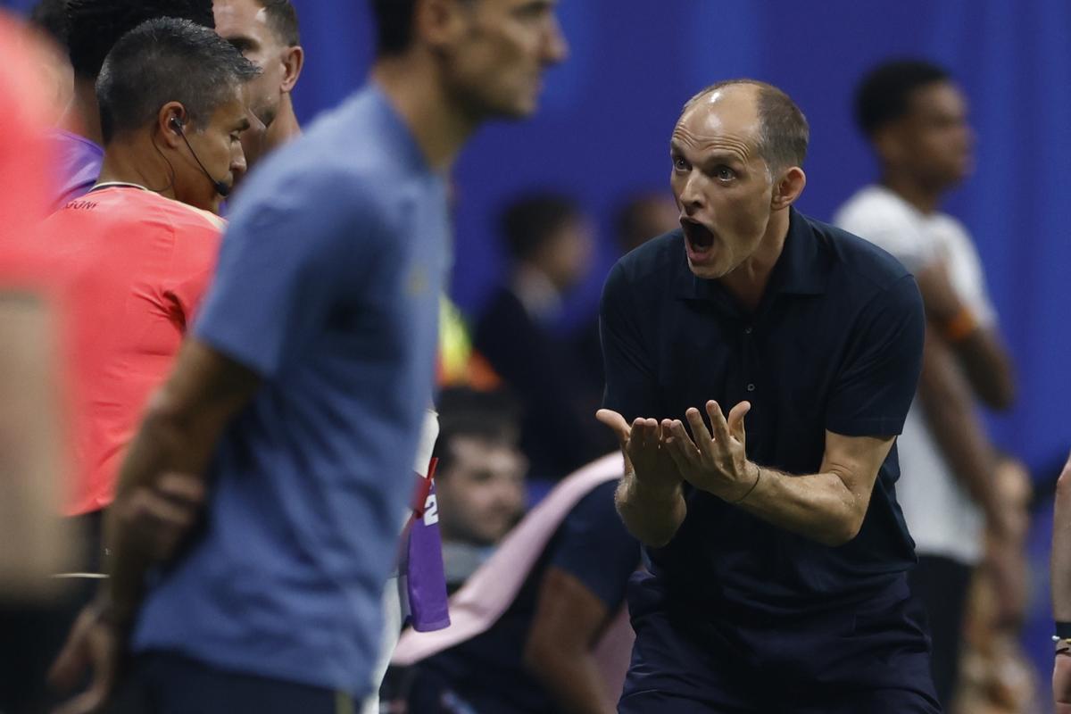 Thomas Tuchel, seleccionador de Inglaterra, reclamando una jugada del partido ante Argentina
