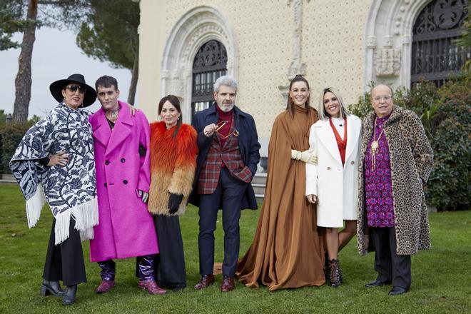 Rossy de Palma, Lorena Castell y Rappel, acompañaron a Raquel Sánchez Silva y los jueces en la última prueba de exteriores de 'Maestros de la costura'