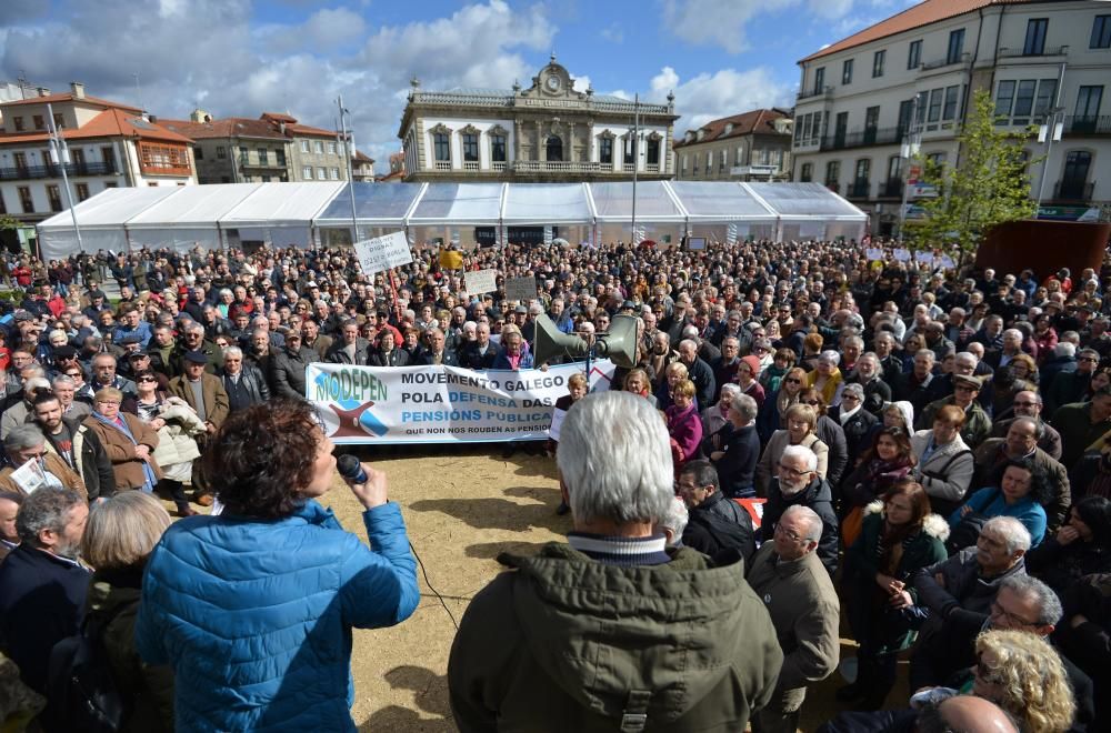 La ciudadanía, convocada por Modepen, advierte al Gobierno de que va a luchar por sus derechos