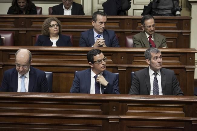 19/01/2017.CANARIAS.Pleno del Parlamento de Canarias..Fotos: Carsten W. Lauritsen