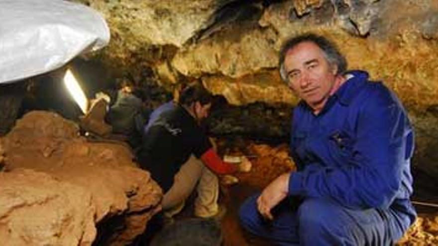 Los restos humanos de Maltravieso fueron una necrópolis, según el director de la excavación