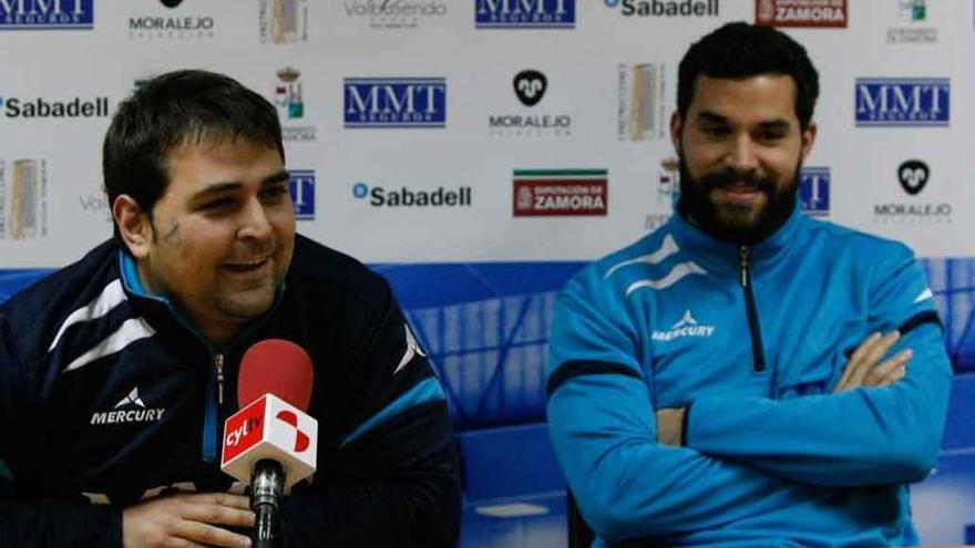 Edu García Valiente y Octavio Magadán, ayer en rueda de prensa.