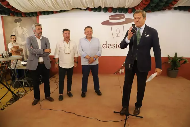 El Círculo, La Maceta y Al Alimón ganan los premios de las casetas tradicionales