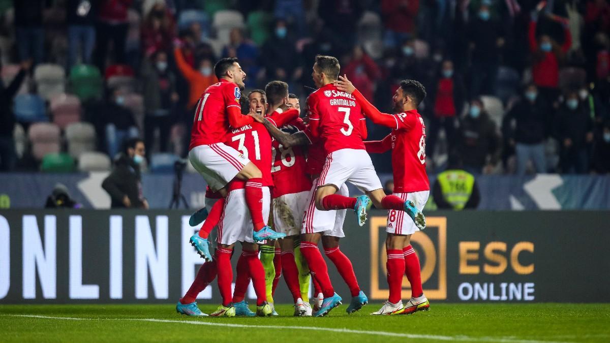 Los jugadores del Benfica celebran su pase a la final