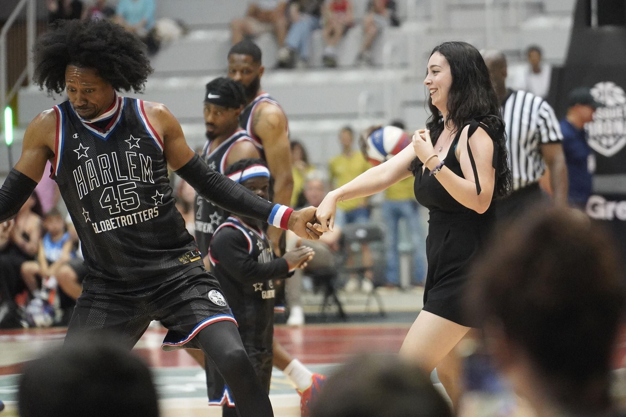 Girona. Fontajau partit dels Harlem Globetrotters