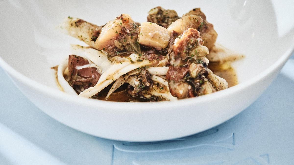 Uno de los mejores mar y montaña: la raya con 'capipota'  de Almarge.