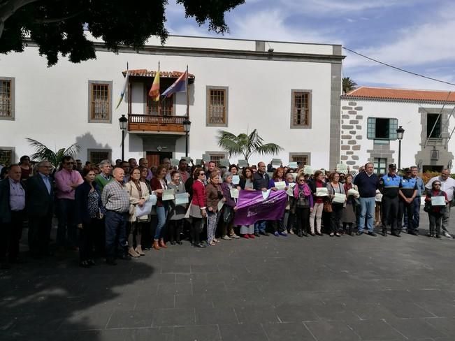 Concentracion en Telde por la violencia de genero (07/03/17)