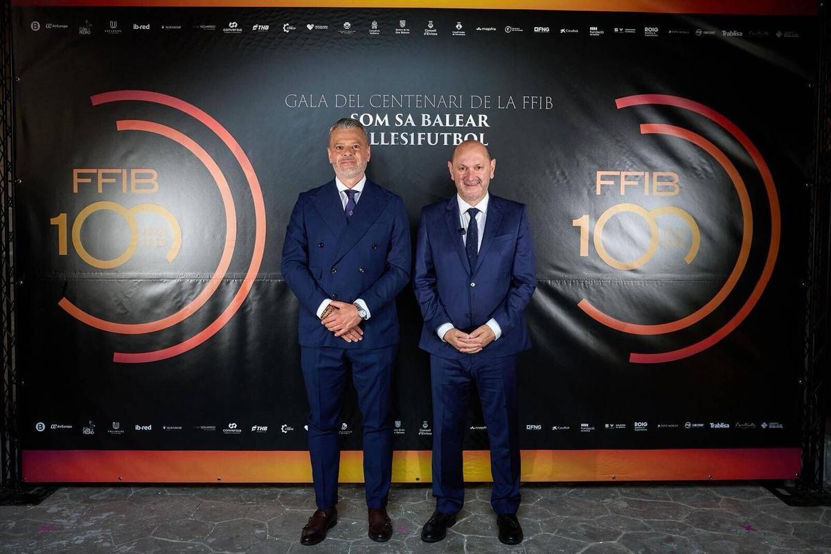 La FFIB ha reconocido a los clubes, jugadores y personas que han ayudado a contruir y fomentar el fútbol en Baleares La FFIB ha reconocido a los clubes, jugadores y personas que han ayudado a contruir y fomentar el fútbol en Baleares