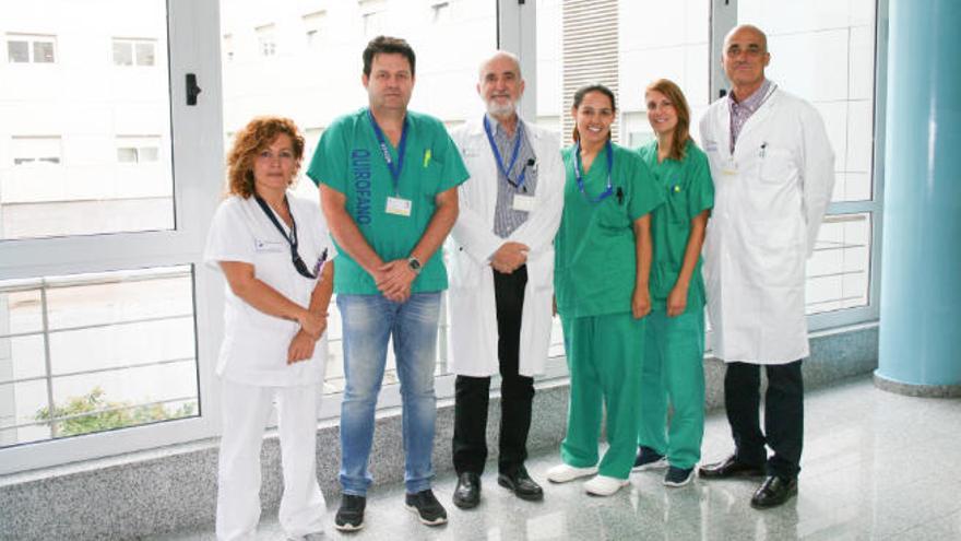 Equipo de nefrólogos de las diálisis a domicilio en el Hospital de la Candelaria.