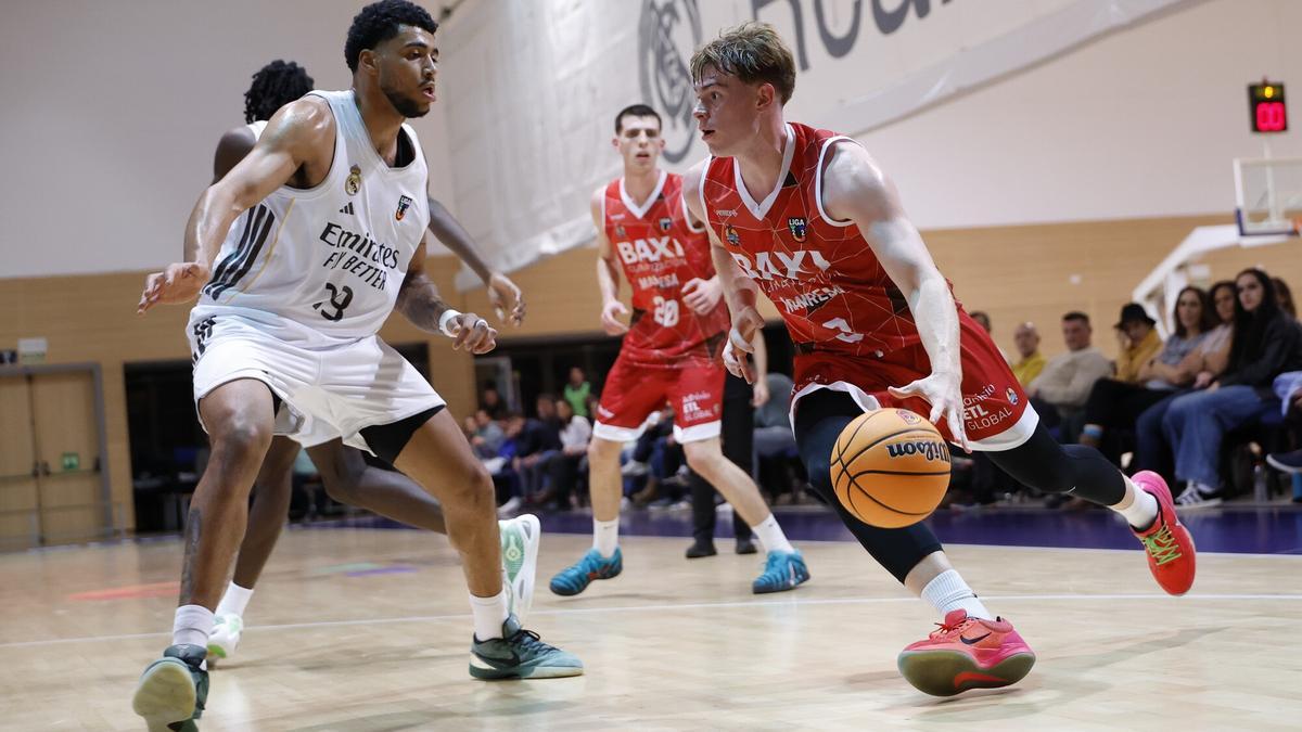 Marc Rosell, màxim anotador del Baxi, prova de superar Izan Almansa