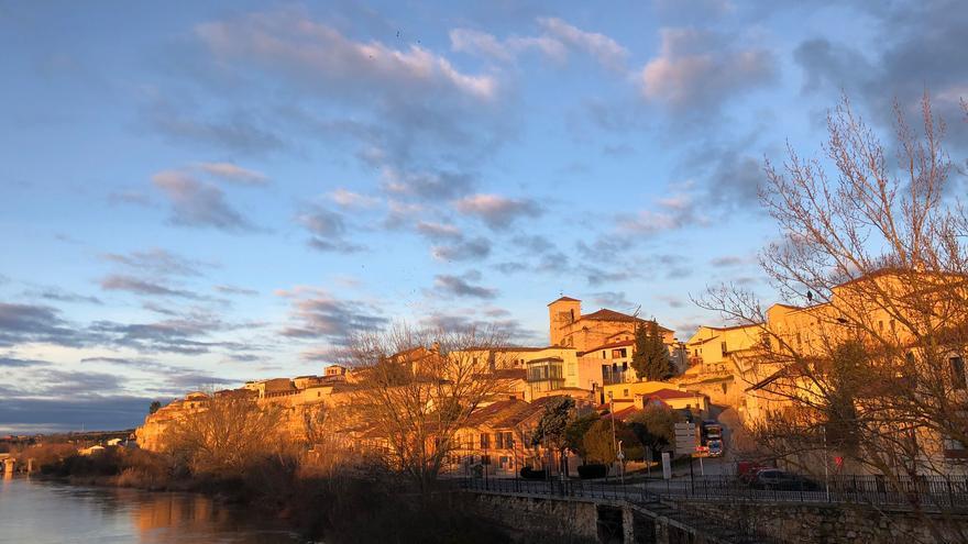 El tiempo en Zamora, previsión meteorológica para hoy. En la imagen, amanecer a orillas del río Duero.