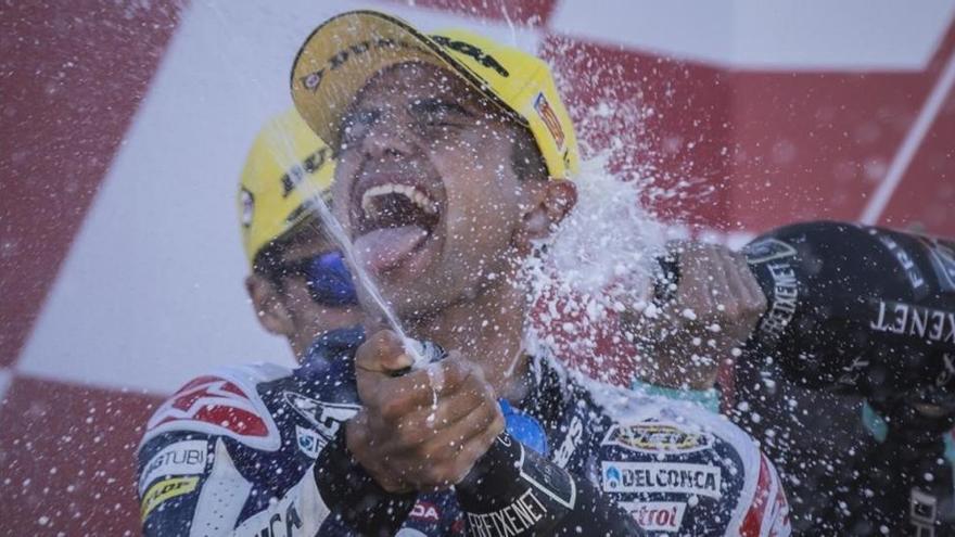 Martín gana, por fin, su primera carrera de Moto3