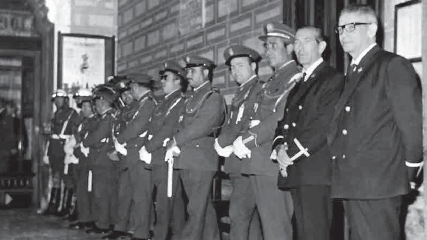 Así era la Policía Local en Crevillent hace 55 años