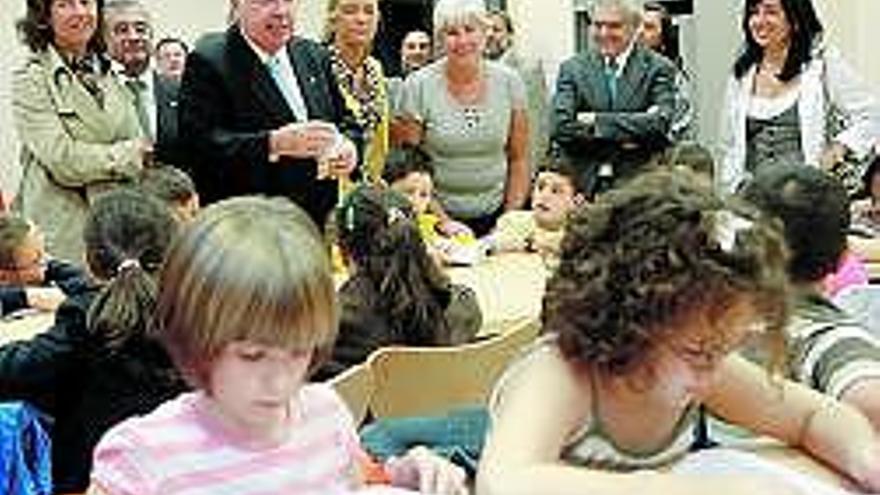 Inauguración del Colegio Corredoria II.