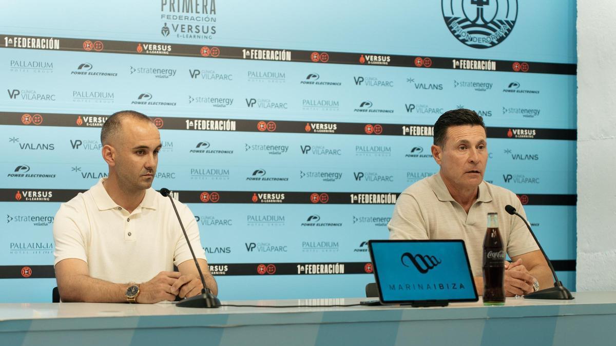 Imagen de la presentación de Míchel Sanz como nuevo director deportivo de la UD Ibiza