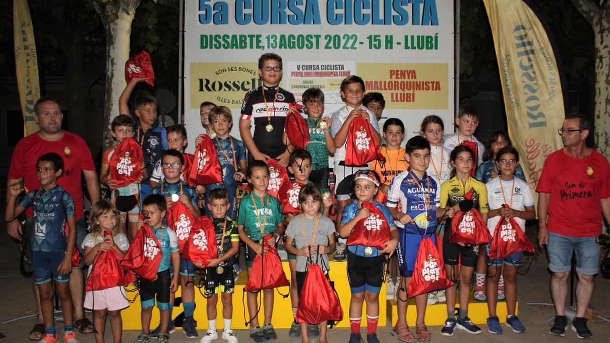 Los más jóvenes del ciclismo mallorquín estuvieron en la carrera de Llubí
