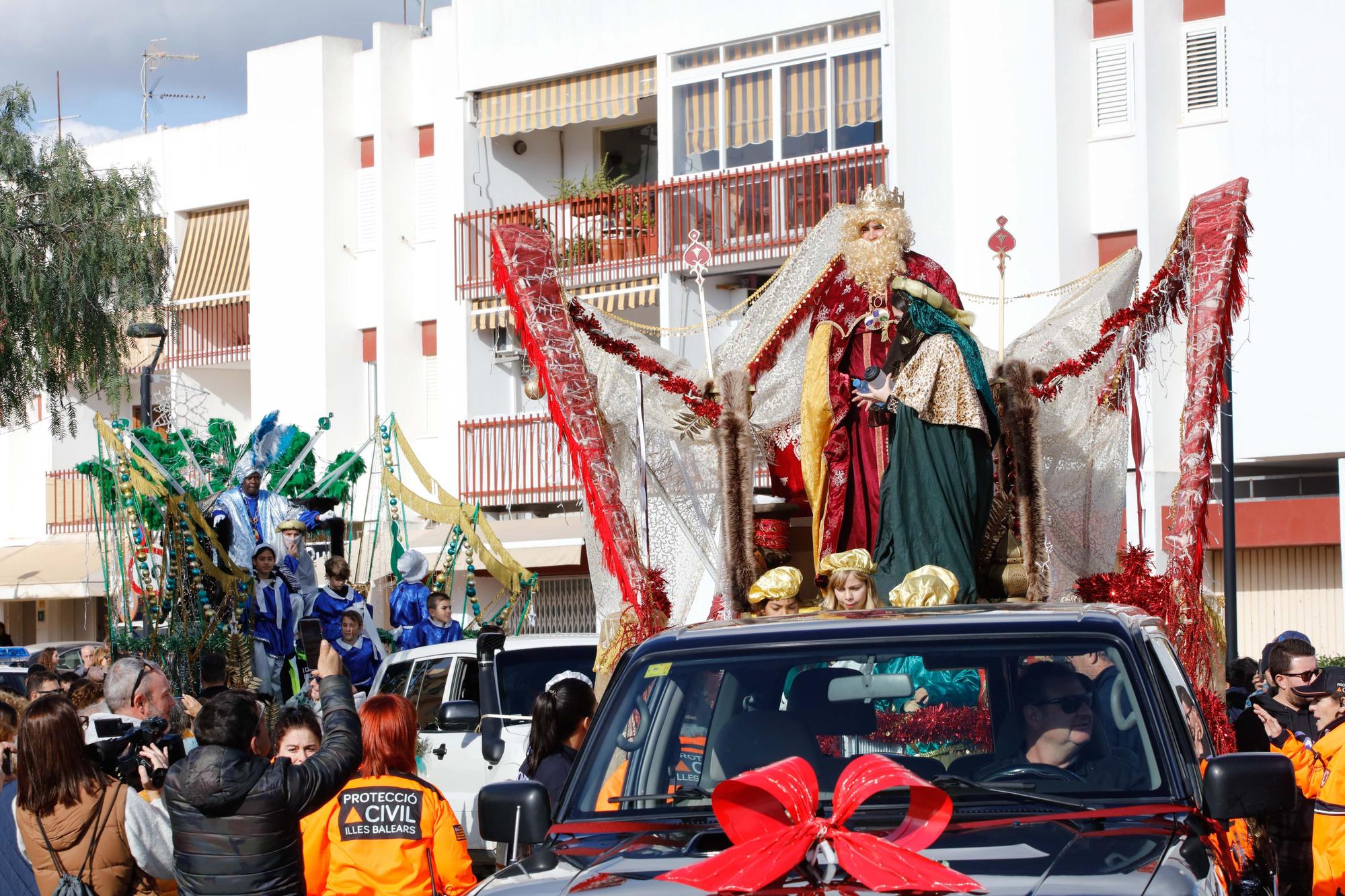 Puig d'en Valls recibe a sus majestades de Oriente