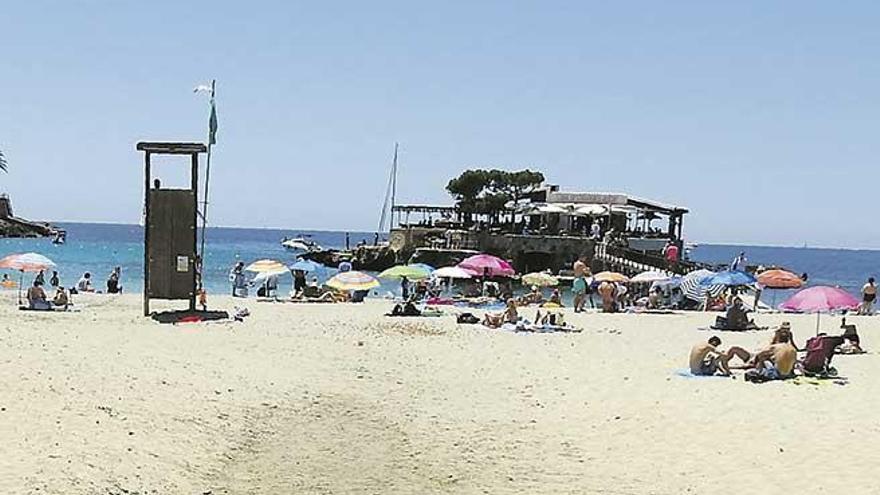 Una imagen de la playa de Camp de Mar, una de las más importantes del municipio.