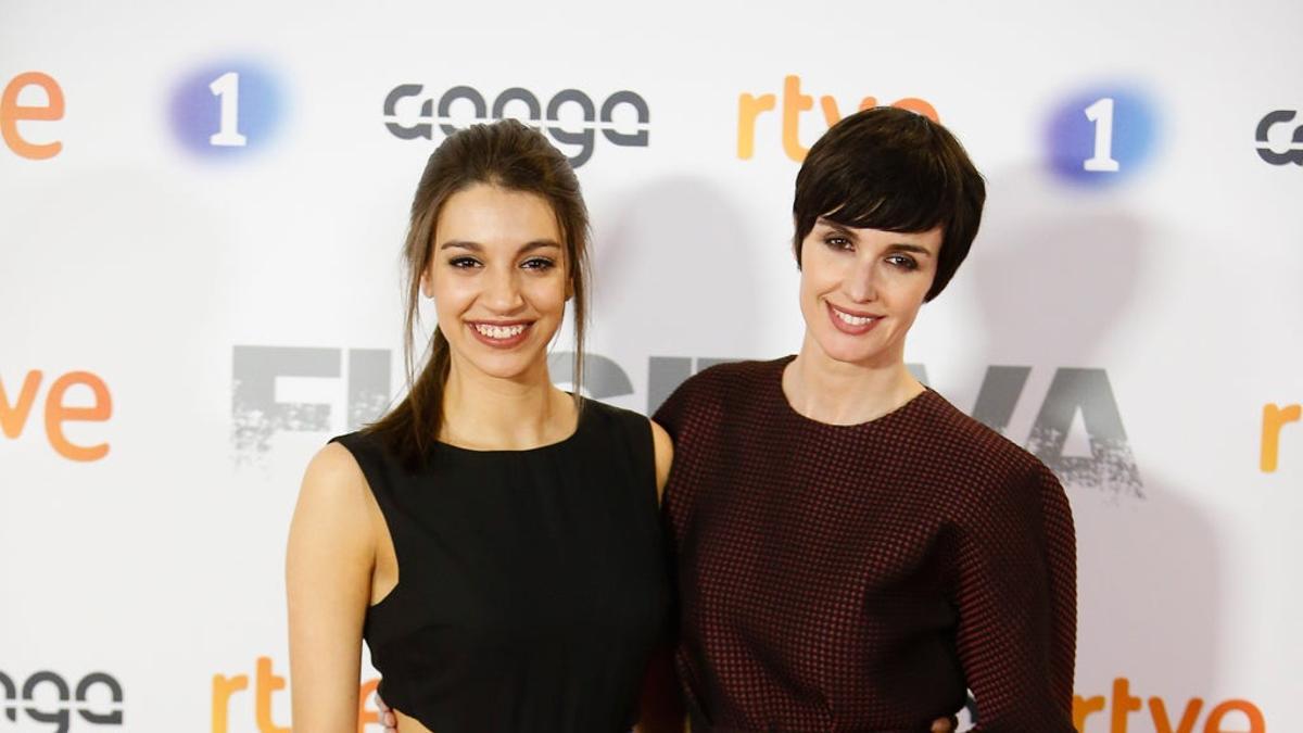 Paz Vega y Ana Guerra posan en la presentación de la serie 'Fugitiva'