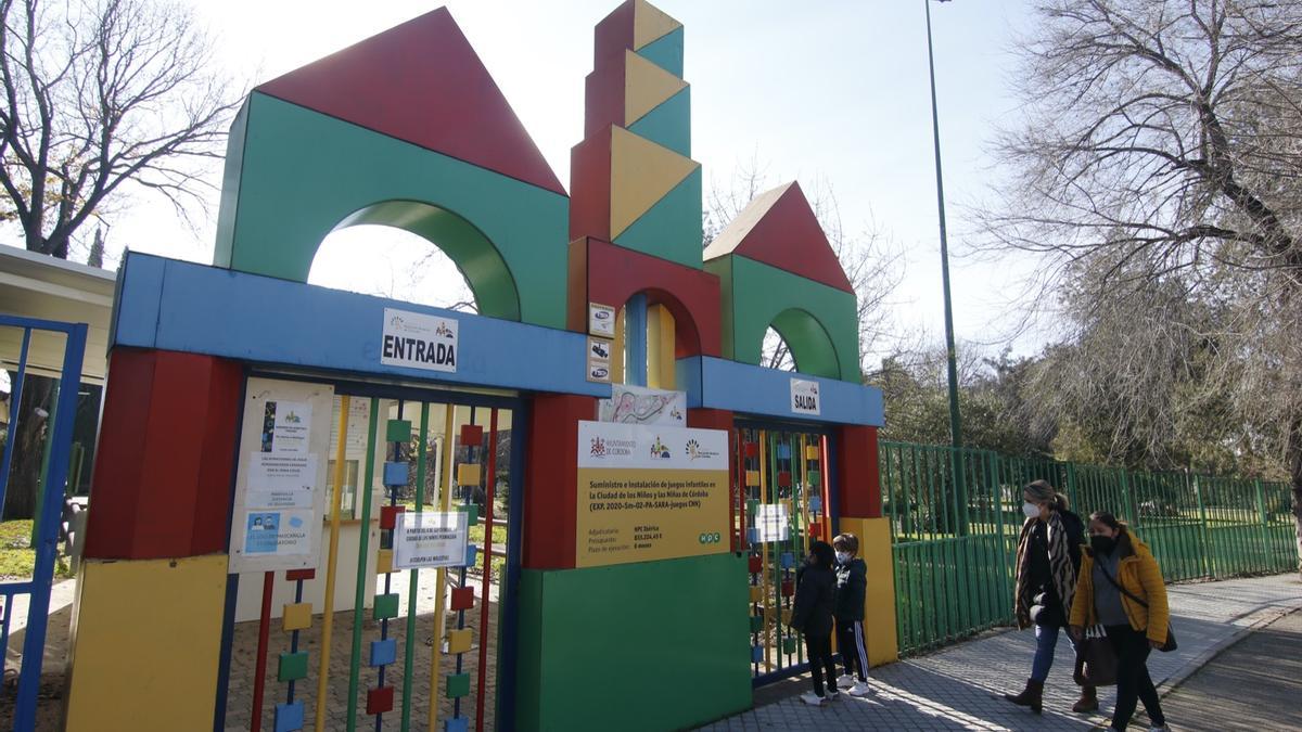 Entrada de la Ciudad de los Niños de Córdoba.