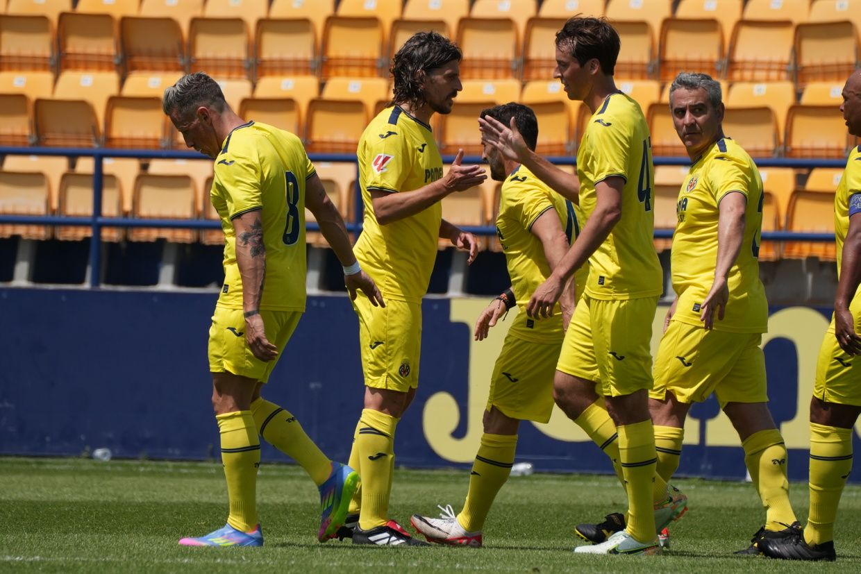 Todas las fotos del I Memorial José Manuel Llaneza en la ciudad deportiva del Villarreal