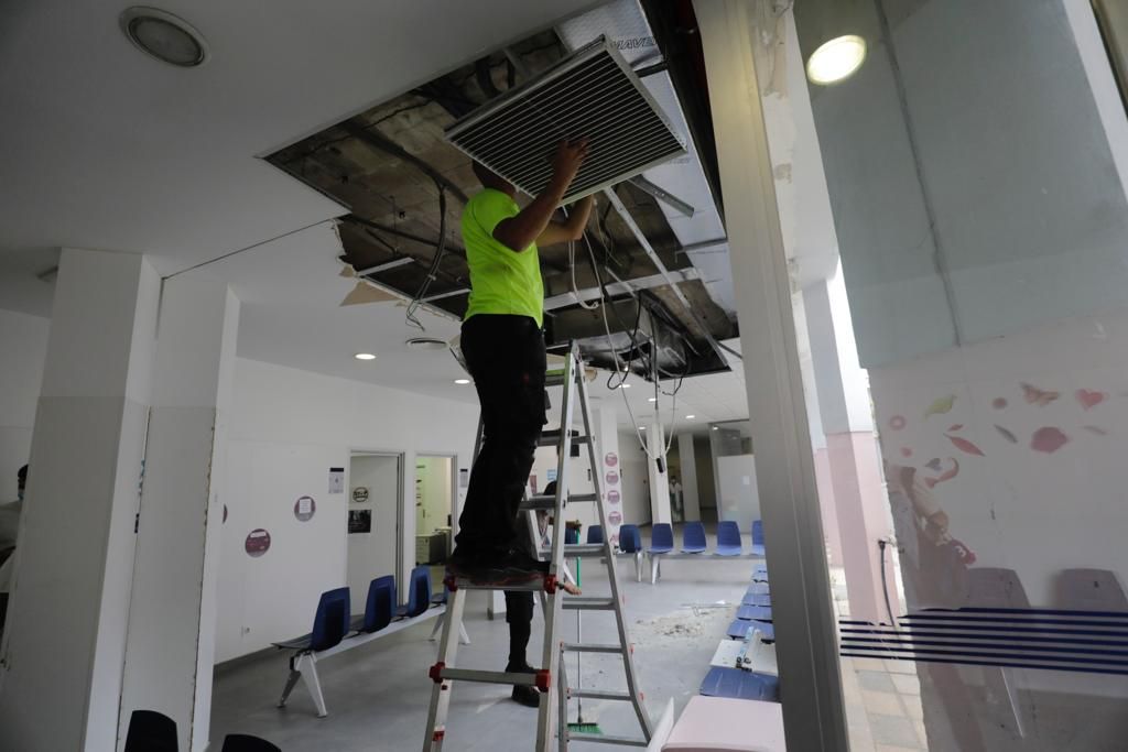 Derrumbe en el centro de salud de Son Gotleu, en Palma