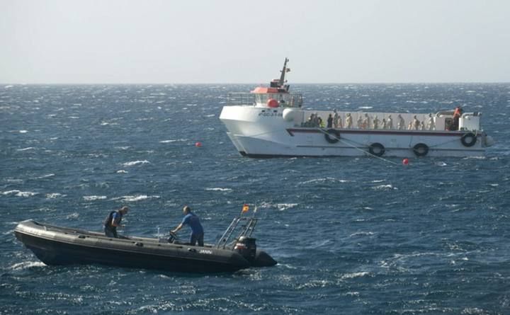 SUMERGEN EN LANZAROTE LA SPRIMERAS OBRAS DEL PRIMER MUSEO SUBMARINO DE EUROPA