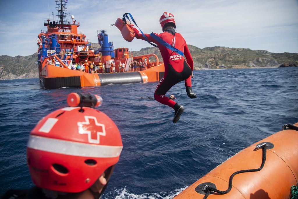 Simulacro rescate Salvamento Marítimo y cruz roja