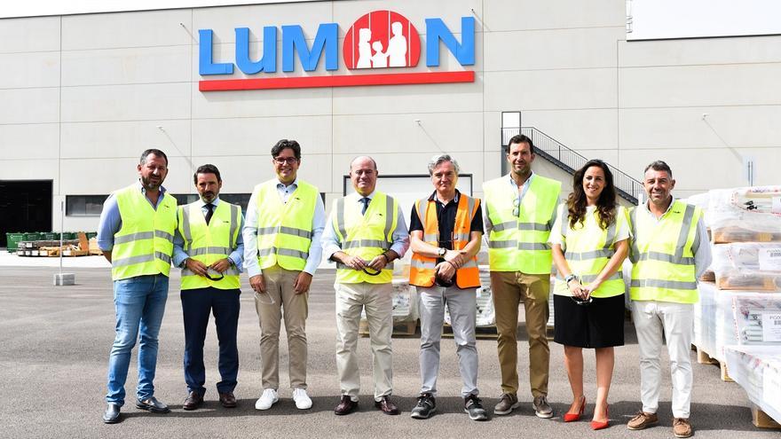 Lumon comienza la producción en su nueva fábrica de Antequera, con una capacidad de fabricación de 6.000 hojas de cristal a la semana