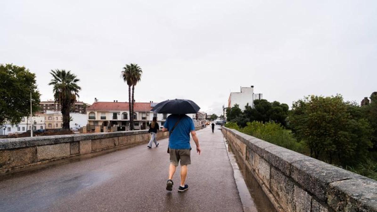 PARTIDOS FÚTBOL SUSPENDIDOS EXTREMADURA | La alerta roja por lluvias suspende 19 partidos de fútbol en Extremadura