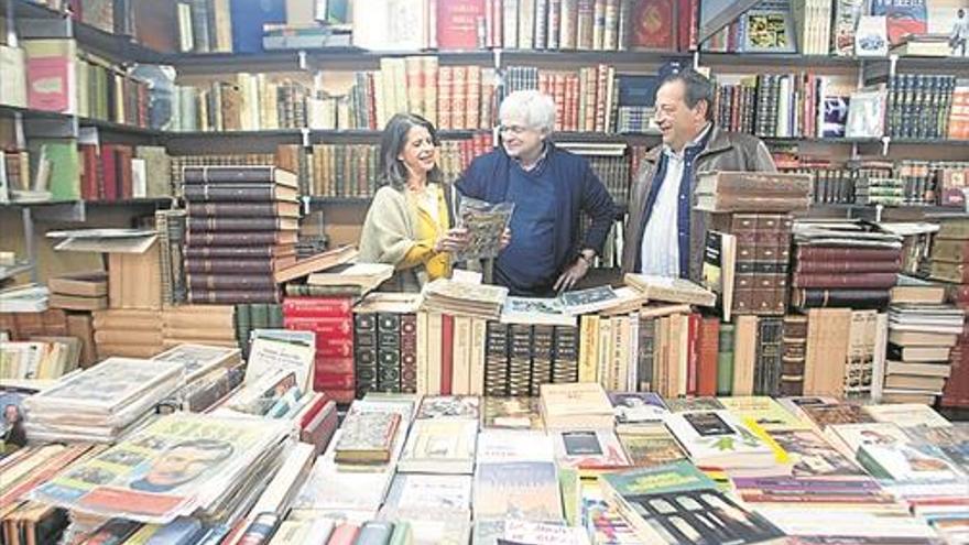 Abre la feria del libro antiguo