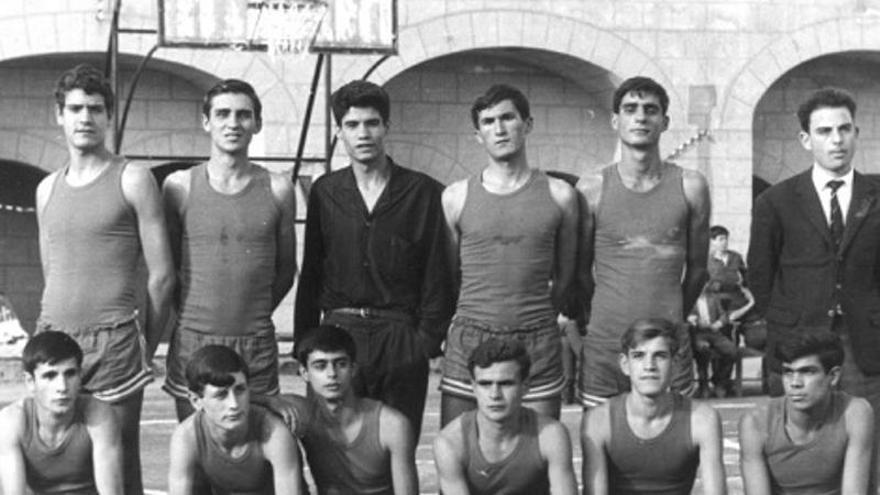 Galería | La extraordinaria vida de José Antonio Frade, el cacereño que nunca se rindió