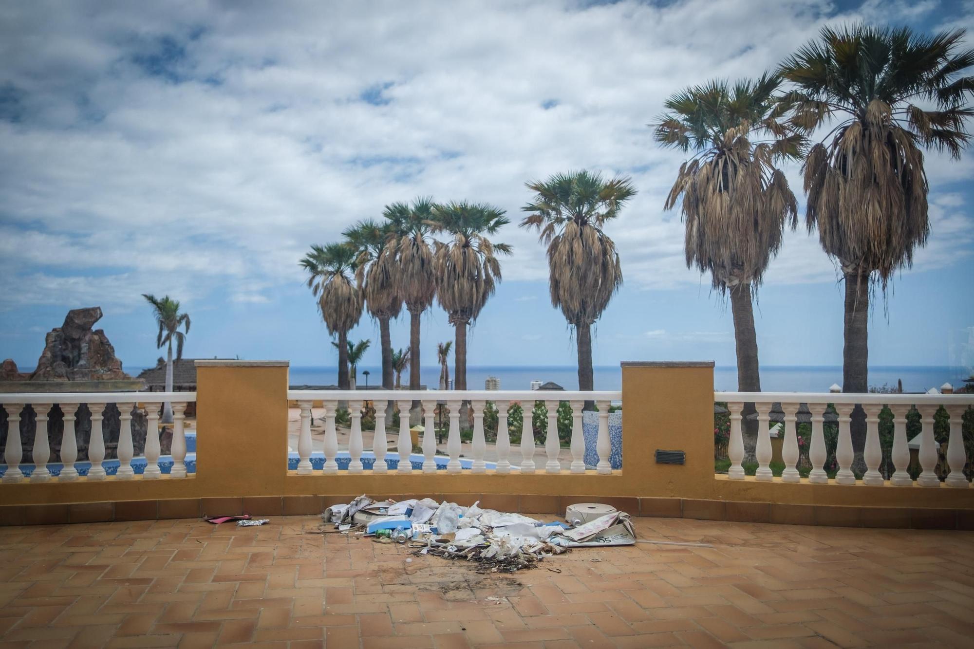 Hotel tomado por okupas en el sur de Tenerife
