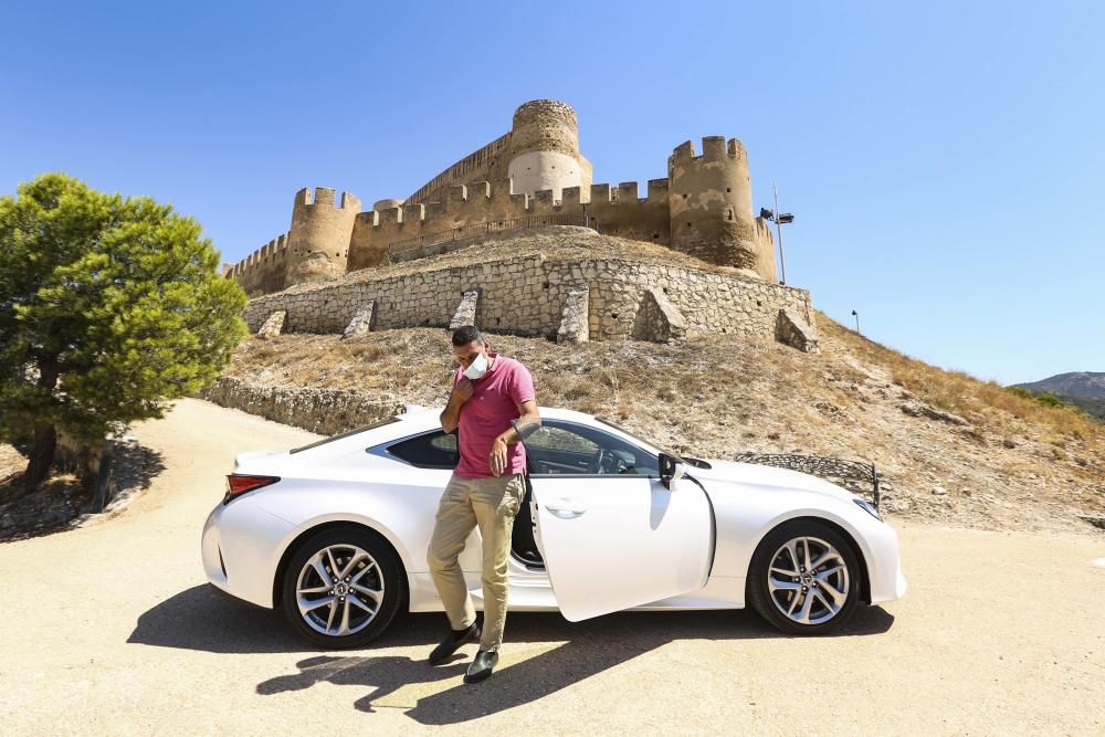 Lexus recorre la Ruta de Castillos de la provincia de Alicante