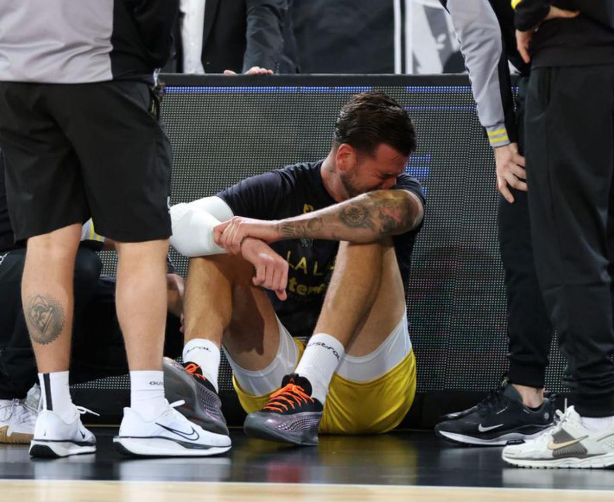 Guerra se duele tras resentirse de su lesión. | AGENCIA LOF