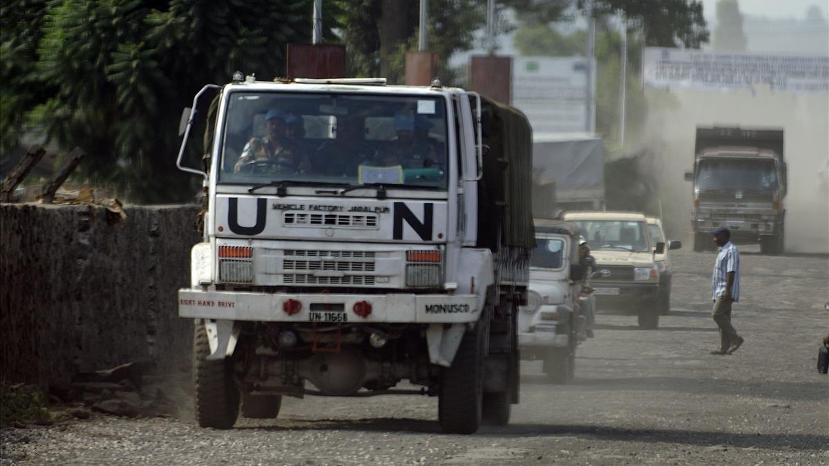 jjubierre41240931 2011 un camion de soldados cascos azules de la onu en las c171208164047 jjubierre41240931 2011 un camion de soldados cascos azules de la onu en las c171208164047