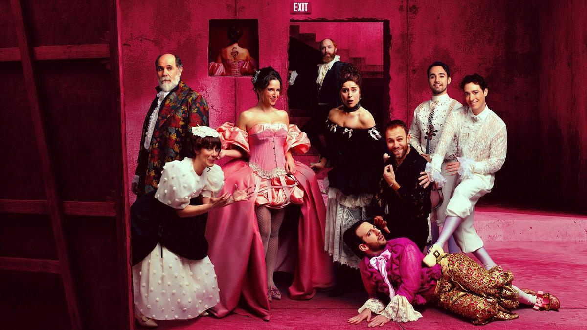 Una imagén del elenco de la obra ‘La dama boba’.