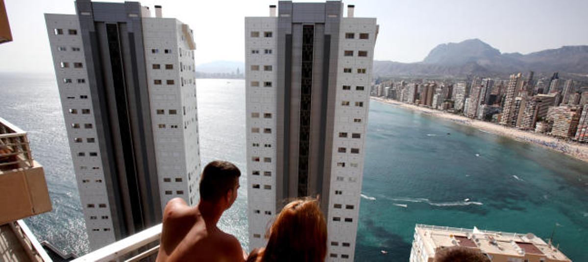 El Supremo falla ahora contra las torres de Punta Llisera y las deja fuera de ordenación